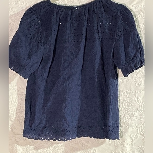 Gap Woman's Blue Eyelet Boho Top Size Large - Picture 2 of 4